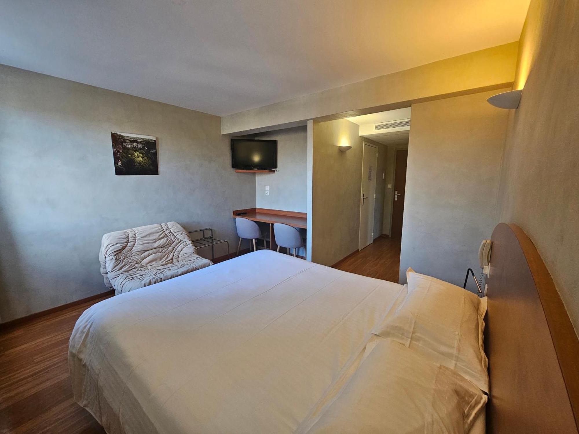 La Route D'Argent Hotel Bozouls Exterior photo
